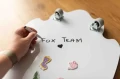 deskorolka-sensoryczna-biały-spód-ekoskóra-czarna-fox-team-17-500.webp
